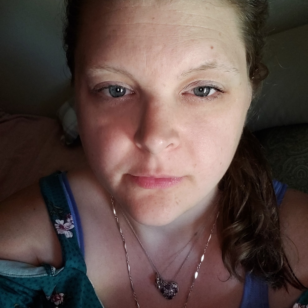 Meet your Posher, Jenay
